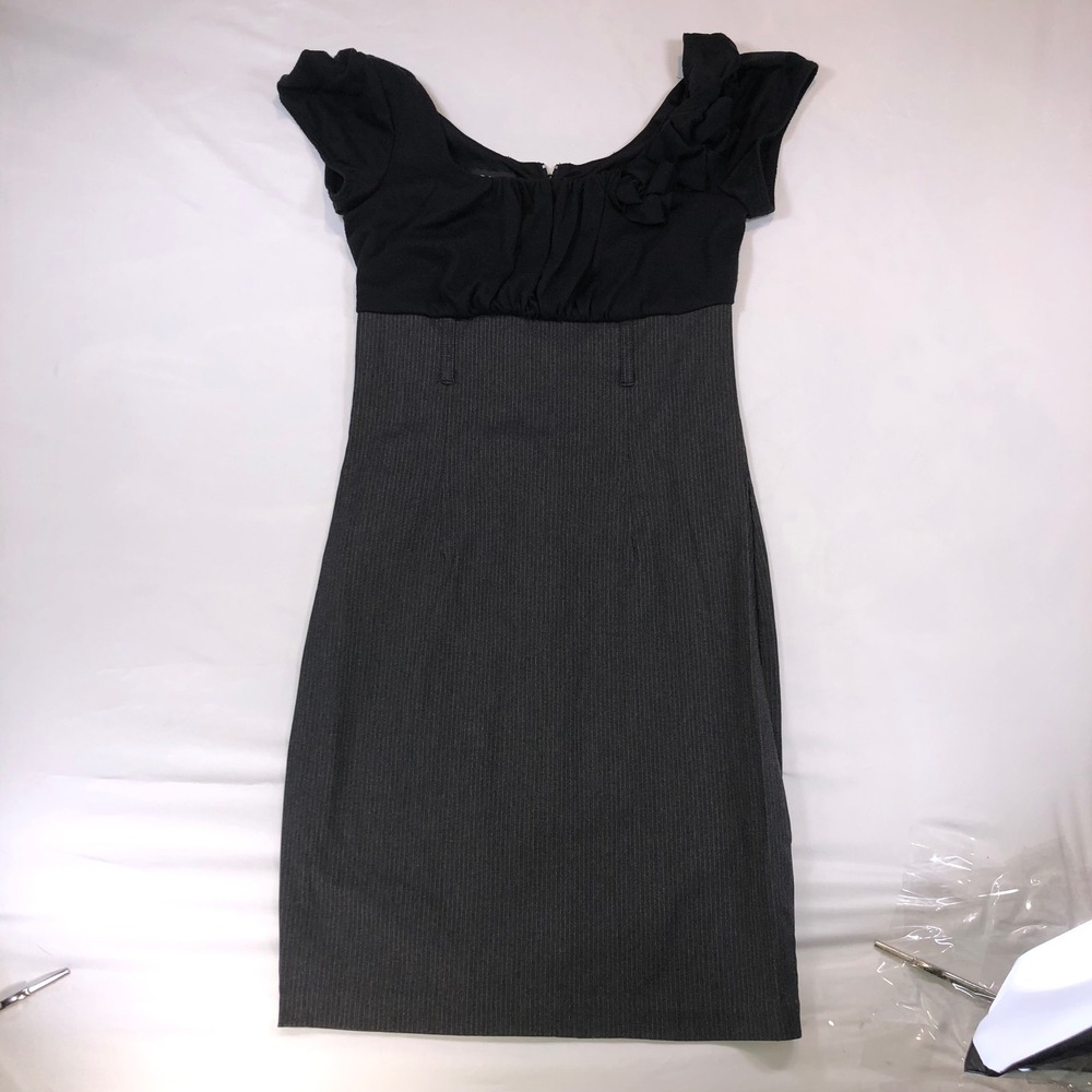 BCX Black Gray Pinstripe Colorblock Sheath Dress Cap Sleeve Rosette Size 3